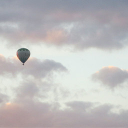 sky photography airballoon minimal lessismore